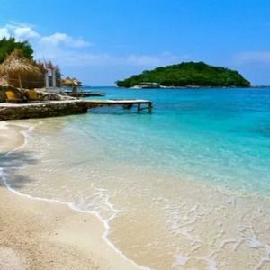 Meet your Posher, Nora